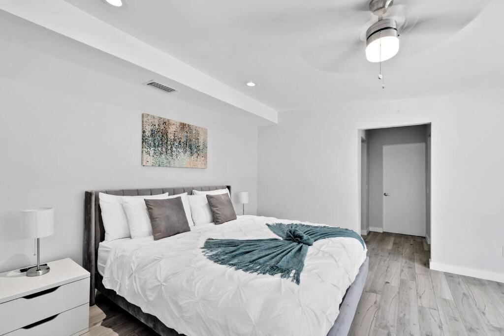 Spacious Modern 5br Heated Pool, 9mn To Miami